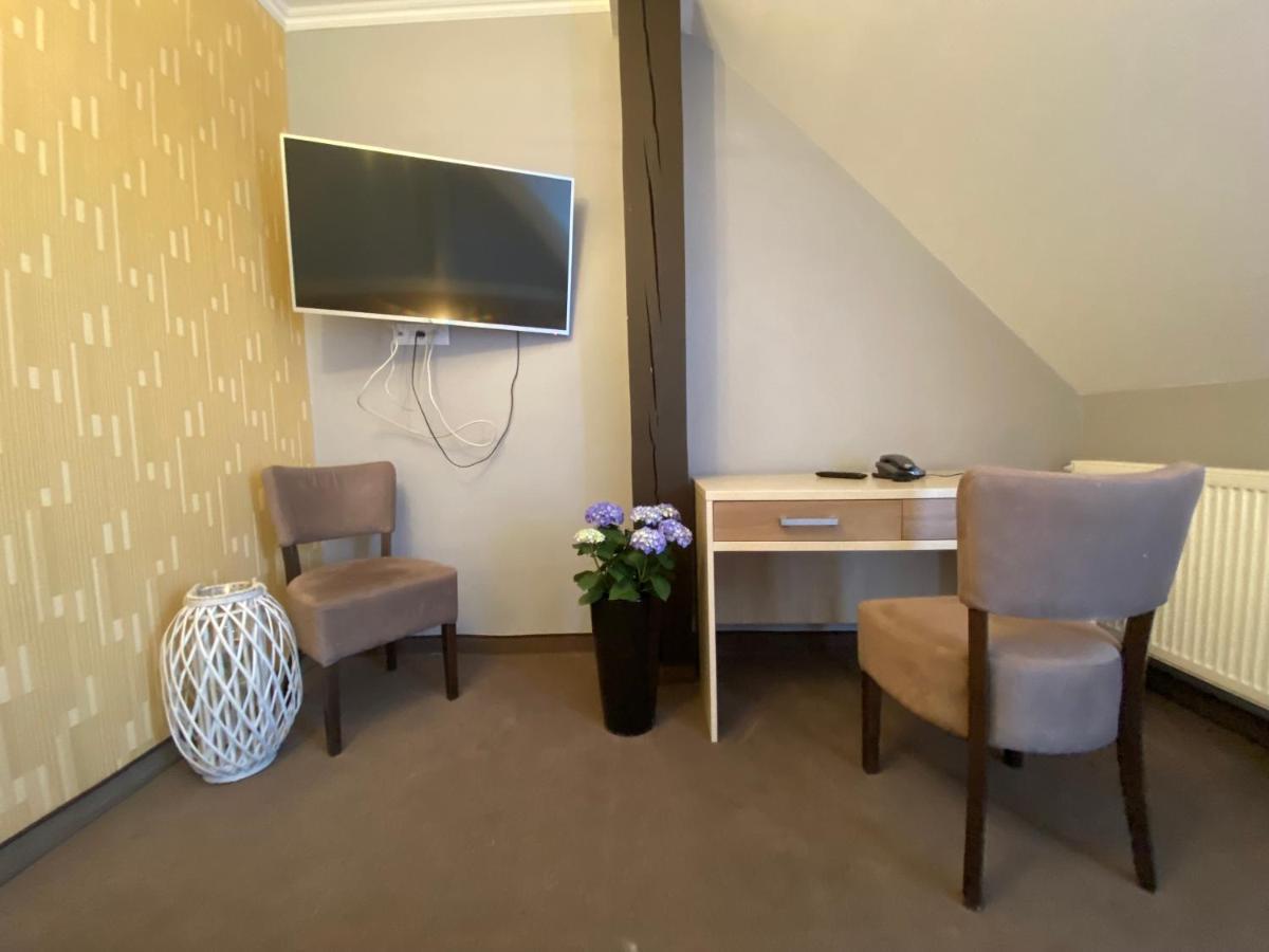 Pokoje Goscinne Teczowa Luban Exterior foto